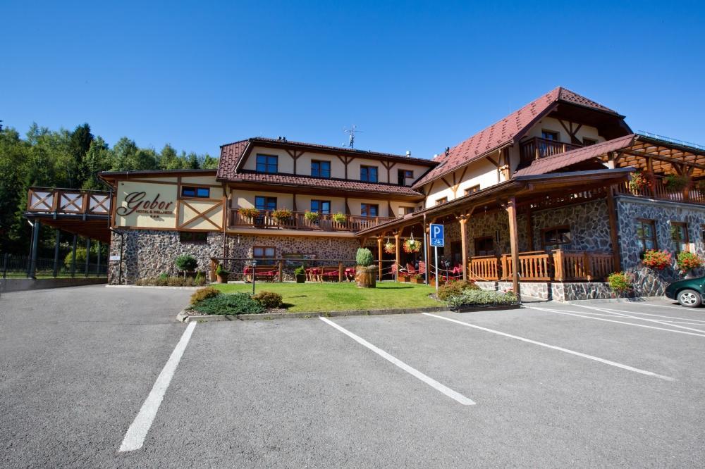 Hotel Gobor Vitanová 外观 照片